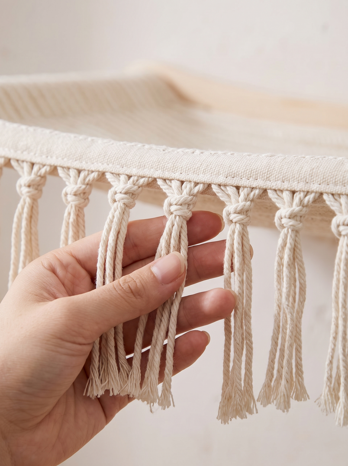 Boho Macrame Cat Wall Hammock - material detail
